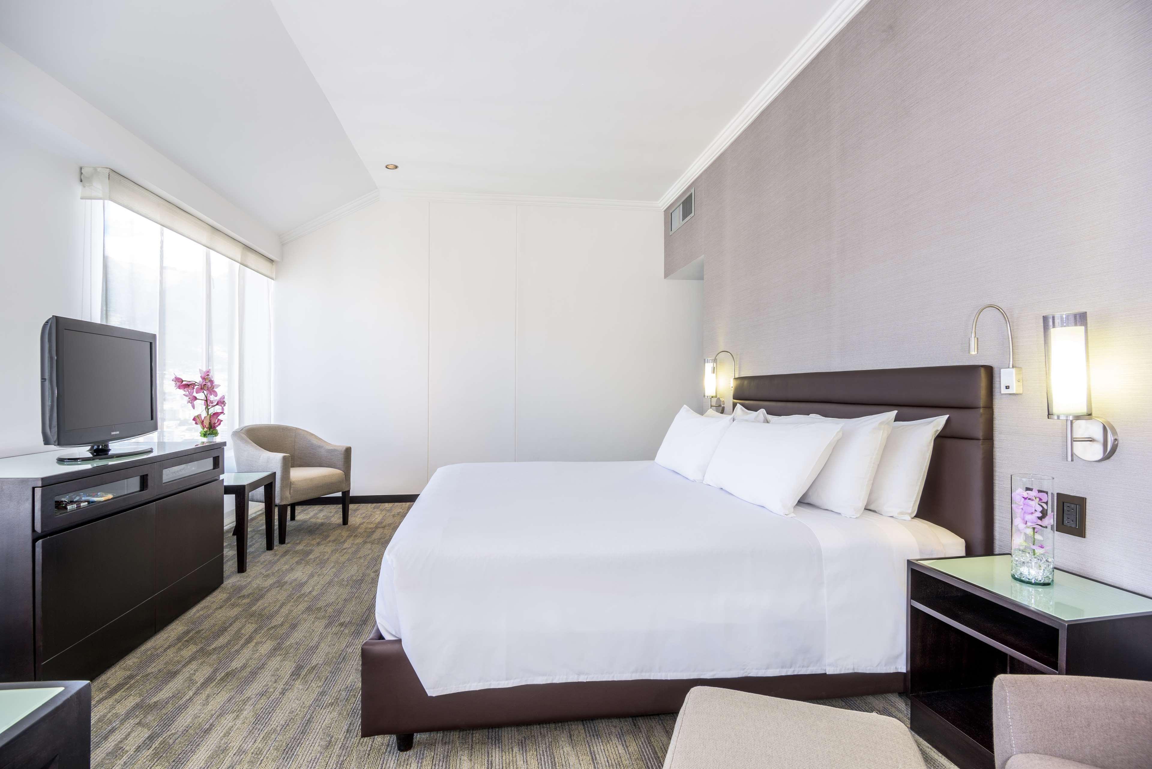 Nh Collection Quito Royal Hotel Exterior foto