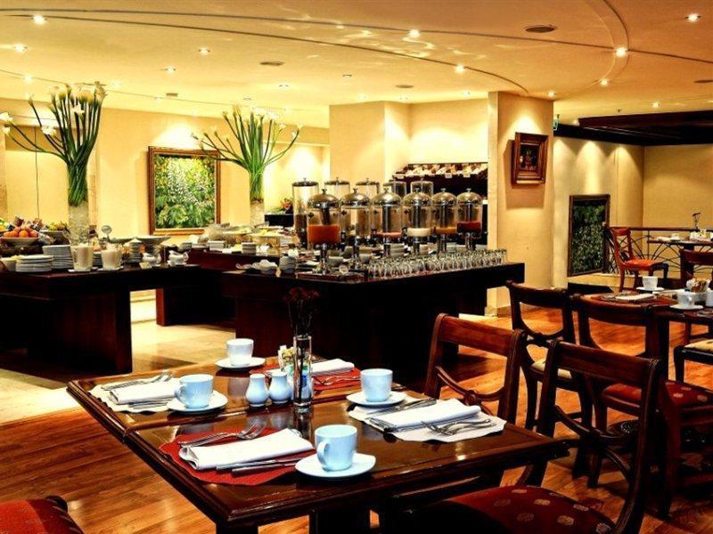 Nh Collection Quito Royal Hotel Exterior foto